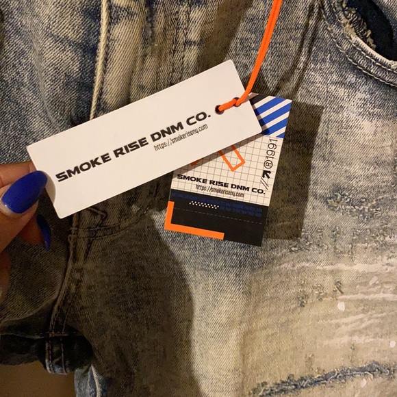 Distressed smoke jeans - Picture 7 of 8